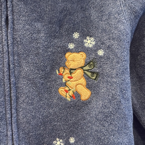 Christmas holiday fleece full zip up size small 6–8. Snowflakes on back. - Picture 4 of 7